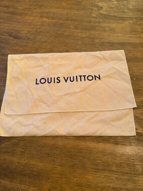 Louis Vuitton Dust Bag with Navy Logo - Beige RIVAGE